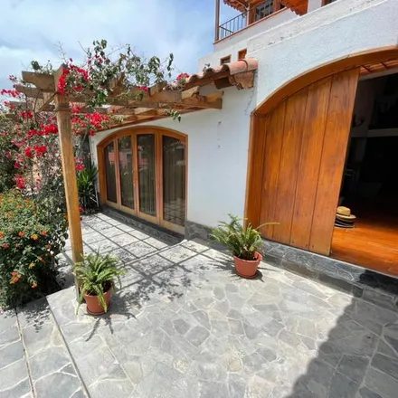 Buy this studio house on Nicolás de Pierola Avenue 103 in Lima, Lima Metropolitan Area 15001