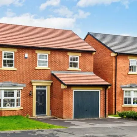 Buy this 4 bed house on 7 Wood View Grange in Thurlstone, S36 9EG