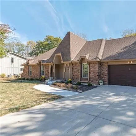 Buy this 4 bed house on 958 Wyckwood Drive in Liberty, MO 64068