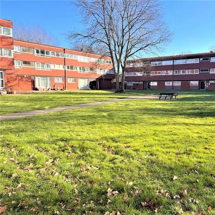 Rent this 2 bed apartment on Cleaver Gardens in Nuneaton, CV10 0HQ