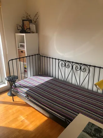 Rent this 1 bed room on Cães y coisas in Rua de Dom Domingos Pinho Brandão 116, 4150-279 Porto
