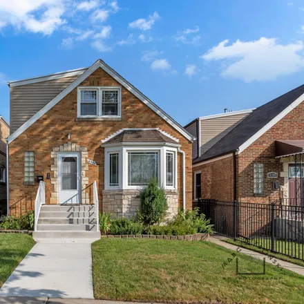 Image 1 - 6304 West Barry Avenue, Chicago, IL 60634, USA - House for sale