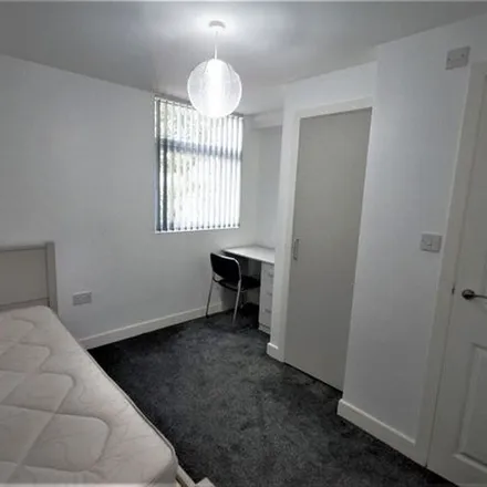 Image 6 - 102 Northfield Road, Coventry, CV1 2BQ, United Kingdom - Apartment for rent