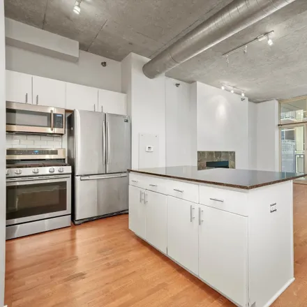 Image 5 - River Place on the Park, 700 North Larrabee Street, Chicago, IL 60661, USA - Loft for rent