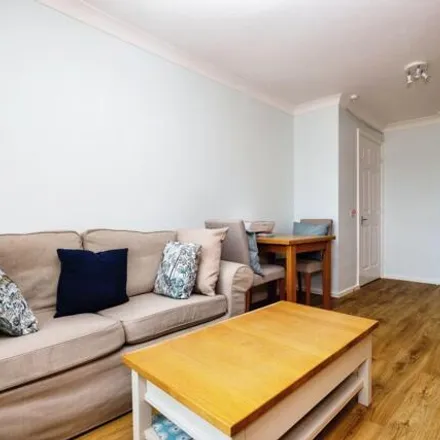 Image 7 - A31, Guildford, GU1 4XP, United Kingdom - Apartment for sale