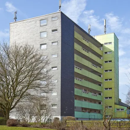 Rent this 3 bed apartment on Winterkamp 1 in 44805 Bochum, Germany