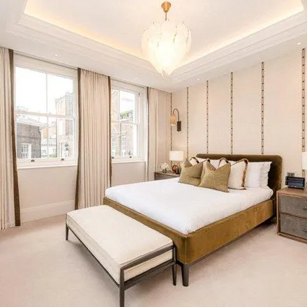 Image 5 - 19 Prince of Wales Terrace, London, W8 5PQ, United Kingdom - Apartment for rent