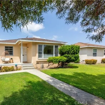 Buy this 3 bed house on 4673 Knoxville Avenue in Lakewood, CA 90713