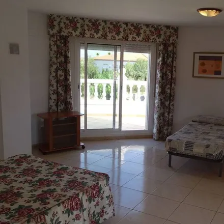 Rent this 5 bed house on 43300 Mont-roig del Camp