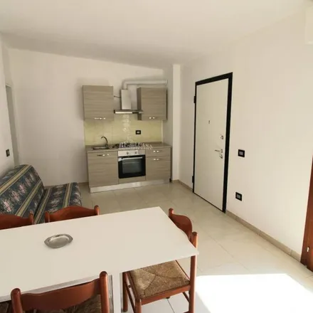 Rent this 2 bed apartment on "Blumen" in Via Riccardo Zandonai, 63074 San Benedetto del Tronto AP