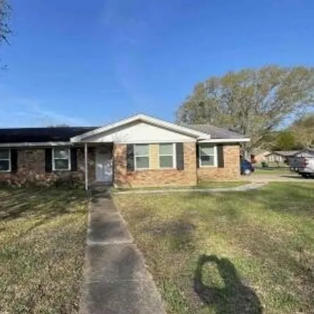 Buy this 4 bed house on 2905 Belair Street in Pascagoula, MS 39567