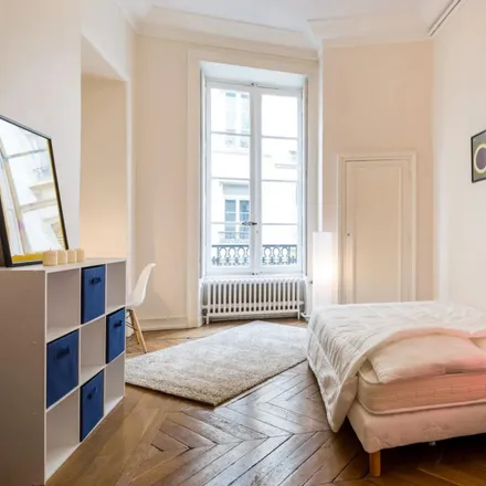 Rent this 6 bed room on 13 Rue Vaubecour in 69002 Lyon 2e Arrondissement, France