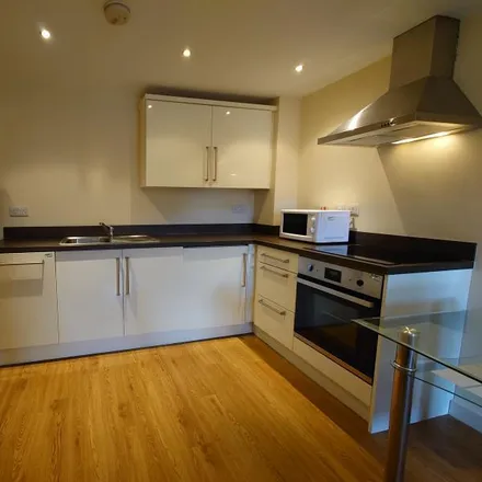 Rent this 2 bed apartment on Calais House in 30 Calais Hill, Leicester