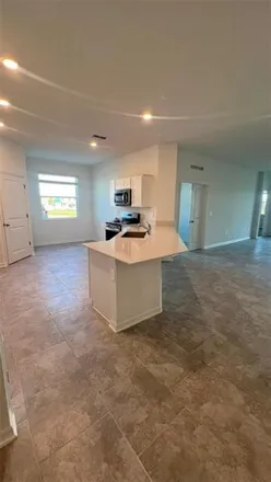 Rent this 4 bed house on unnamed road in Winter Haven, FL 33859
