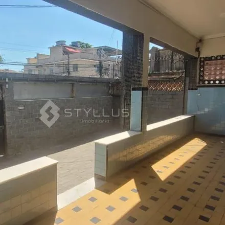 Buy this 4 bed house on Rua Florentina in Cascadura, Rio de Janeiro - RJ