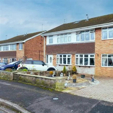 Buy this 3 bed duplex on Lanchester Close in Biddulph, ST8 6SB