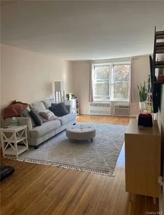 Rent this studio apartment on 6543 Broadway in New York, NY 10471