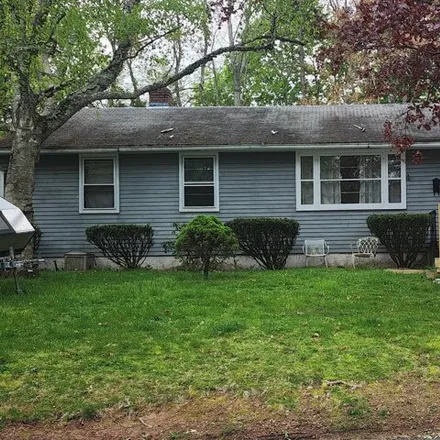 Buy this 4 bed house on 22 Shelley Street in Cromwell, CT 06416