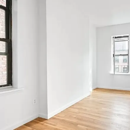 Image 5 - 426 W 48th St, Unit 3E - Apartment for rent