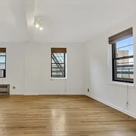 Rent this studio apartment on 61 Horatio Street in New York, NY 10014