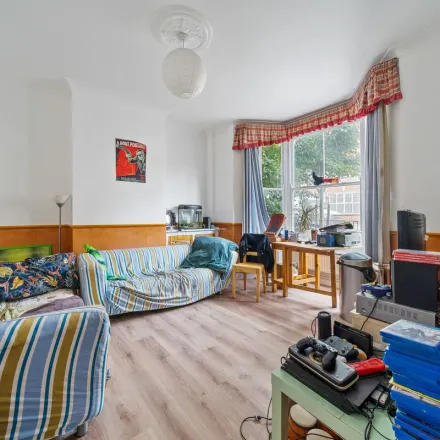 Image 3 - Ashbrook Road, London, N19 4AS, United Kingdom - Apartment for rent