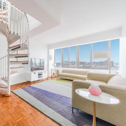Image 2 - 301 West 134th Street, New York, NY 10030, USA - Condo for sale