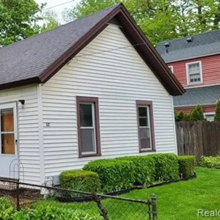 Buy this 2 bed house on 17 Madison Avenue in Mount Clemens, MI 48043