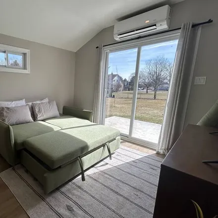 Rent this 1 bed apartment on London in ON N6C 3A9, Canada