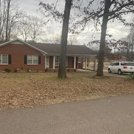 Buy this 3 bed house on 47 Greenwood Avenue in Savannah, TN 38372