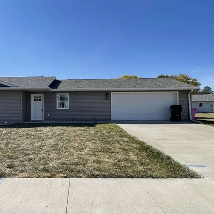 Buy this 2 bed house on Ford Street in Riverside, Sioux City