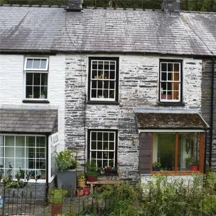 Image 1 - 1, 2, 3, 4, 5, 6 Braich-Goch Terrace, Corris, SY20 9RE, United Kingdom - Townhouse for sale