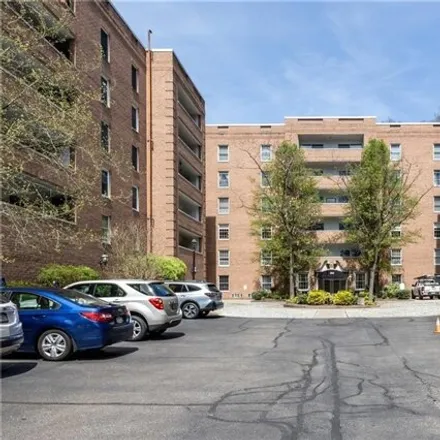 Buy this 3 bed condo on O'hara Trail in O'Hara Township, Allegheny County