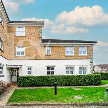 Image 3 - Great North Way, London, NW4 1PP, United Kingdom - House for sale