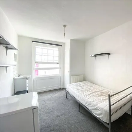 Image 2 - The Angel Bar, Montpelier Road, Brighton, BN1 2LP, United Kingdom - Apartment for rent