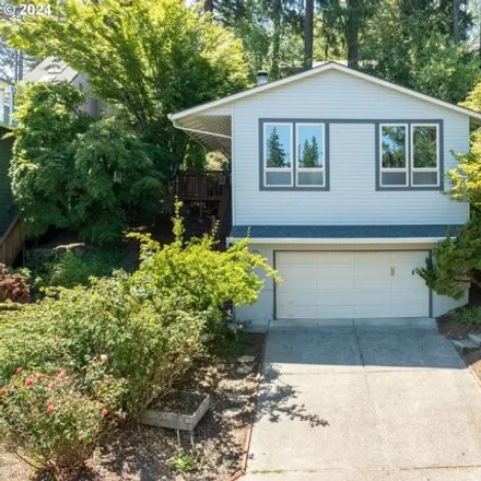 Buy this 3 bed house on 4246 SW Vesta St in Portland, Oregon