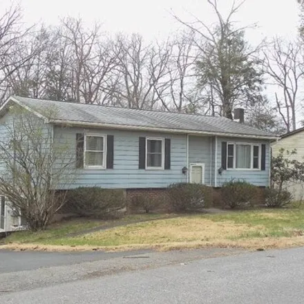 Buy this 3 bed house on Pocono Foot & Ankle Consultants in 411 Dogwood Road, Stroudsburg