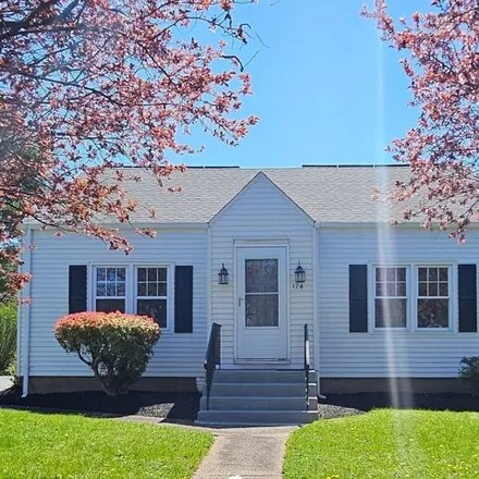 Buy this 3 bed house on 174 Maple Street in Branford, CT 06405