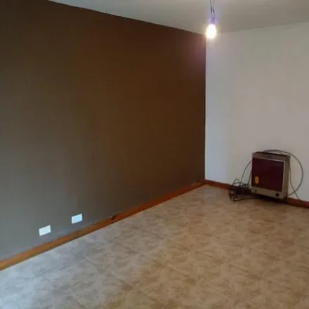 Rent this 2 bed apartment on Primera Junta 531 in Partido de Morón, Haedo