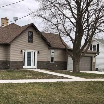 Buy this 3 bed house on 426 Hubbard Street in Winslow, Stephenson County