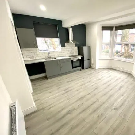 Image 3 - 409 Ecclesall Road, Sheffield, S11 8PE, United Kingdom - Apartment for rent