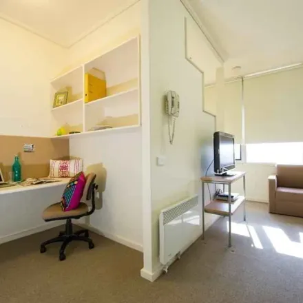 Image 3 - 570 Lygon Street, Carlton VIC 3053, Australia - Apartment for rent