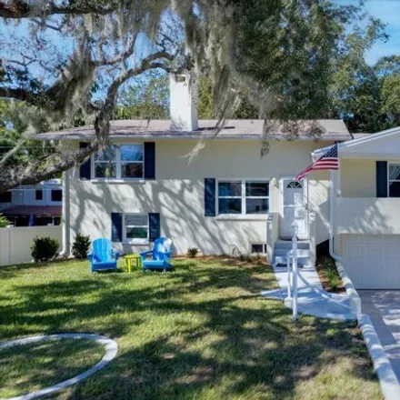 Buy this 3 bed house on 113th Street North in Oakhurst Shores, Pinellas County