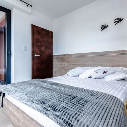 Rent this 2 bed apartment on Grzegórzecka 69c in 31-559 Krakow, Poland
