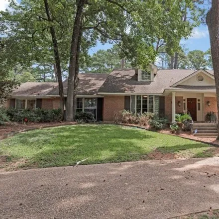 Buy this 5 bed house on 500 Millicent Way in Spring Lake Estates, Shreveport