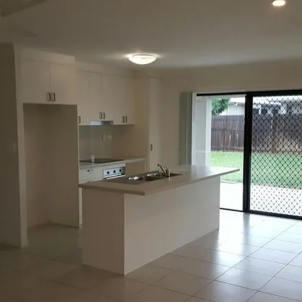 Image 4 - Cordyline Circuit, Bohle Plains QLD 4815, Australia - Apartment for rent