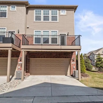 Rent this 3 bed townhouse on unnamed road in Rochester Hills, MI 48307