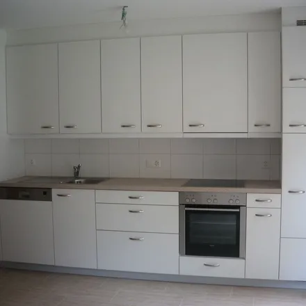 Rent this 3 bed apartment on Waldenburgerstrasse 12 in 4052 Basel, Switzerland