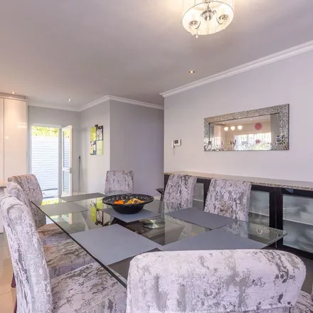 Rent this 4 bed apartment on Ladies Mile Serivce Road in Bergvliet, Western Cape