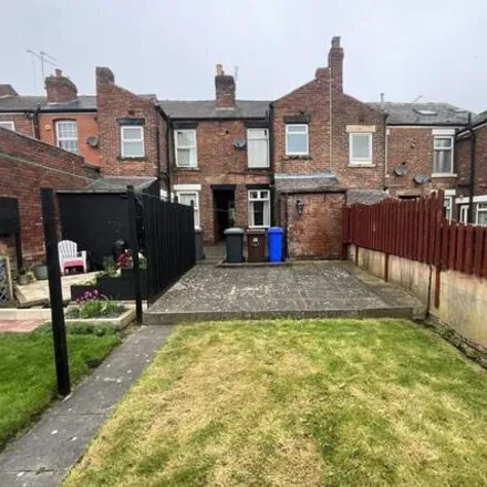 Image 2 - Balmoral Road, Sheffield, S13 7QF, United Kingdom - Townhouse for sale