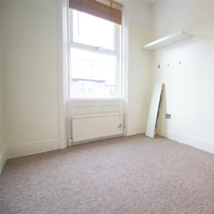 Image 9 - Hotspur Street, Newcastle upon Tyne, NE6 5BH, United Kingdom - Apartment for sale